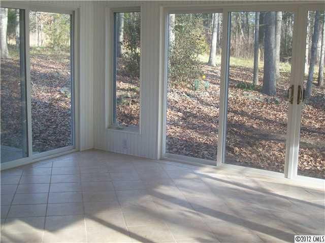 217 Pinewood Ln, Rock Hill, SC 29730