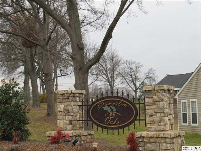 2029 Pin Oak Pl #17, Cramerton, NC 28032