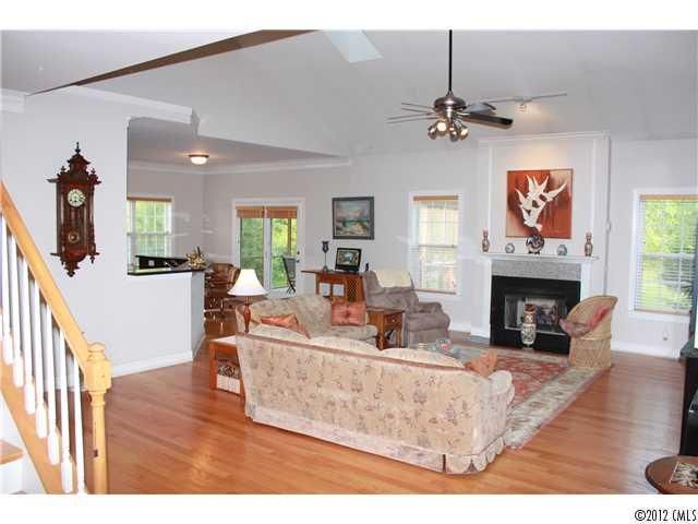 2675 Beulah Church Rd, Matthews, NC 28104