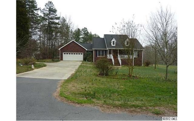 2575 Critter Ct, Midland, NC 28107