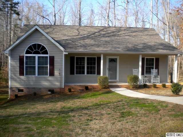 114 Mccall St #13, Clover, SC 29710