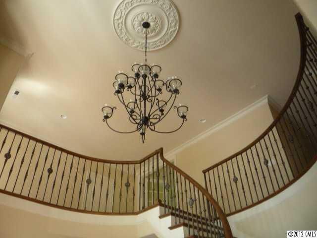 5643 Merrymount Dr, Charlotte, NC 28226