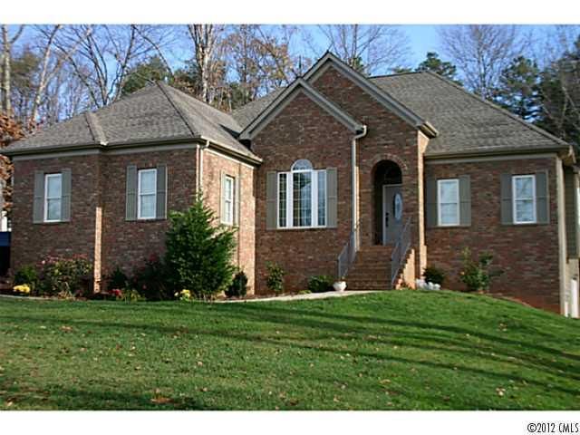 3520 Maple Wood Dr, Denver, NC 28037