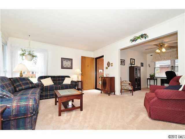 4426 Applegate Rd, Charlotte, NC 28209
