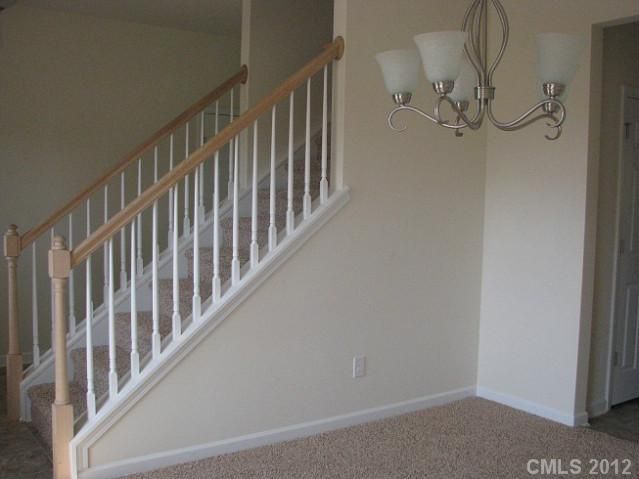 1626 Meadowlark Ldg, Charlotte, NC 28216