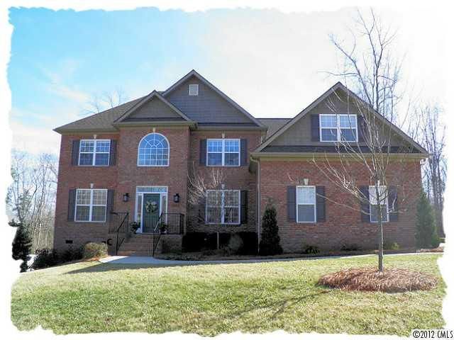 5842 Tipperary Dr, Denver, NC 28037