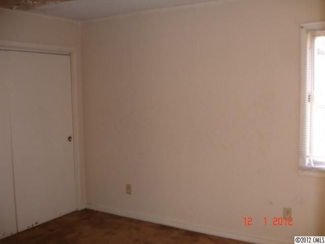 8213 Cedar Glen Dr, Charlotte, NC 28212