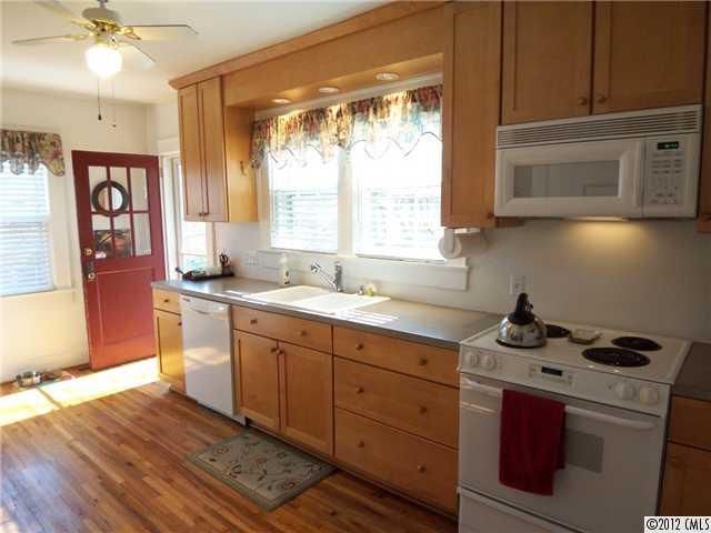 128 SE Hillcrest Ave, Concord, NC 28025
