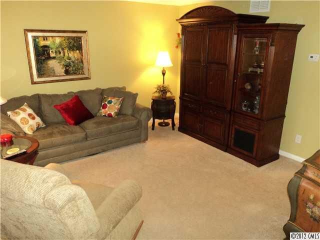 1018 Surry Ln #914C, Gastonia, NC 28054