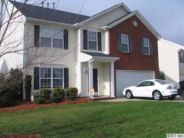 3825 Wingfield Dr, Gastonia, NC 28056