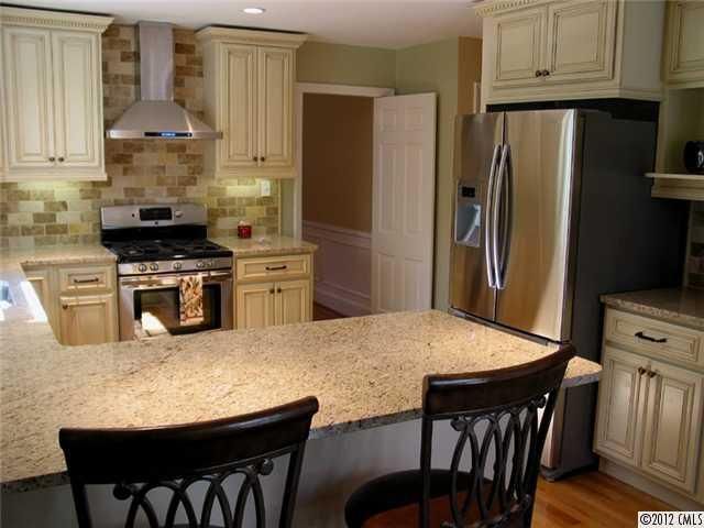 5601 Wintercrest Ln, Charlotte, NC 28209