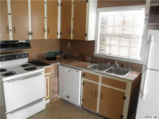3445 Meredith Ave, Charlotte, NC 28208