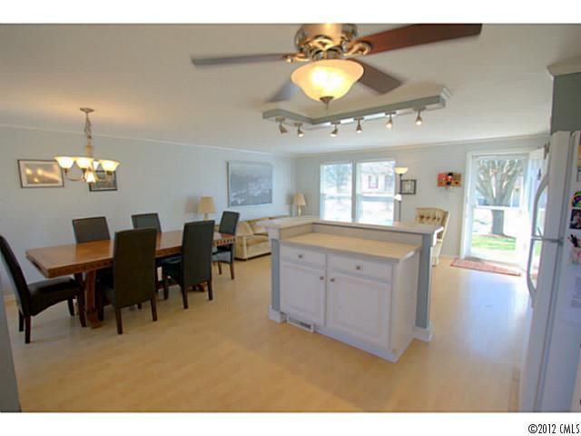 3210 Old House Cir, Matthews, NC 28105