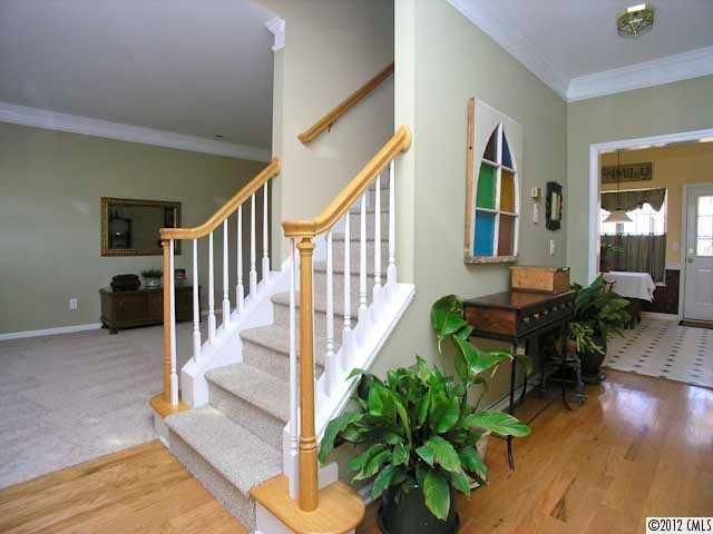 7015 Duchamp Dr, Charlotte, NC 28215