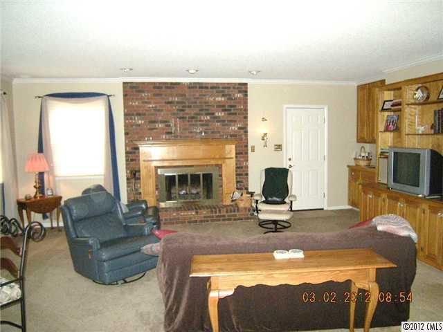 508 NE 5th Ave, Conover, NC 28613