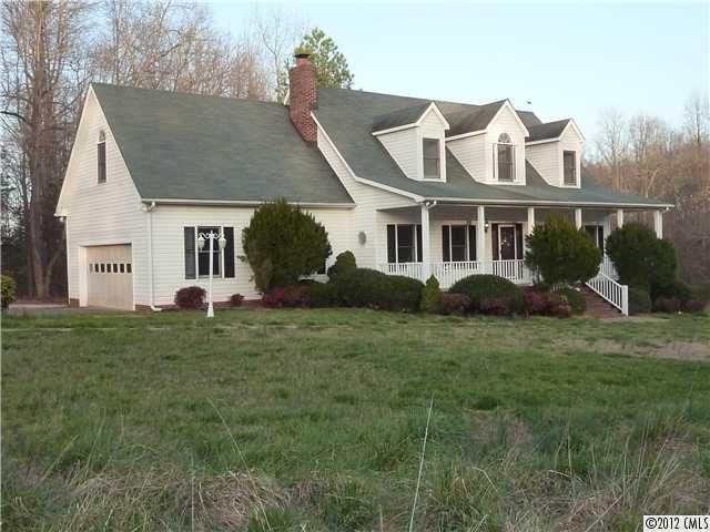 2423 Dellwood Dr, Monroe, NC 28112