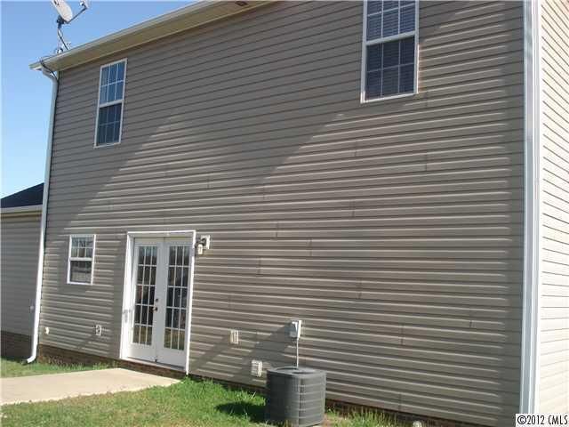 2610 Lookout Point Rd, Kannapolis, NC 28083