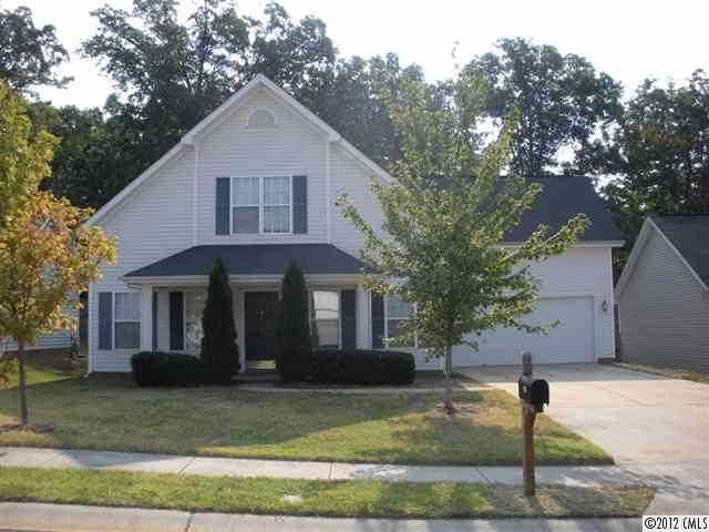 3530 Joel Turner Dr, Charlotte, NC 28216