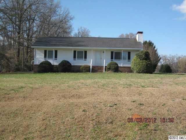 7411 Carl Polk Rd, Monroe, NC 28110