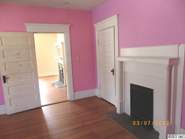 102 Foote St, Chester, SC 29706