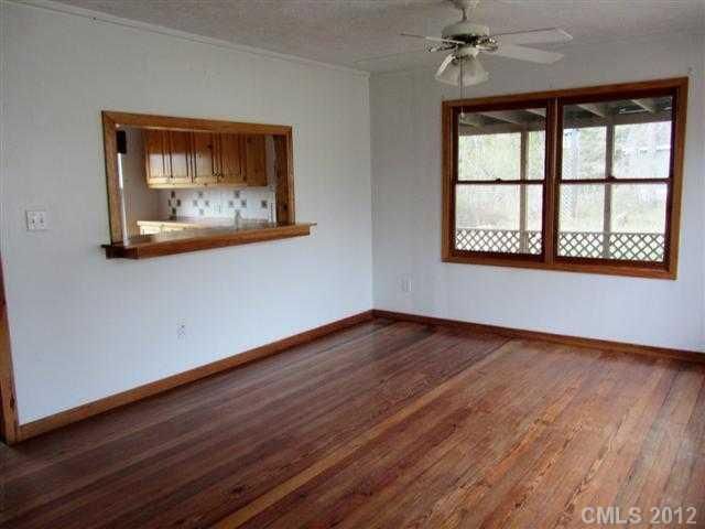 233 Orinda Woods Rd, Mcconnells, SC 29726