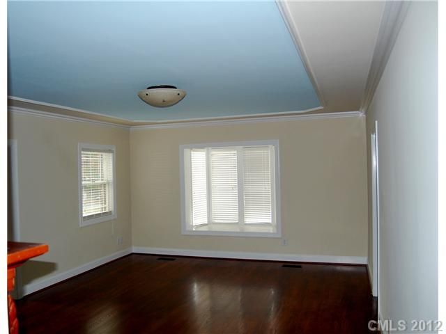 621 West End Ave, Statesville, NC 28677