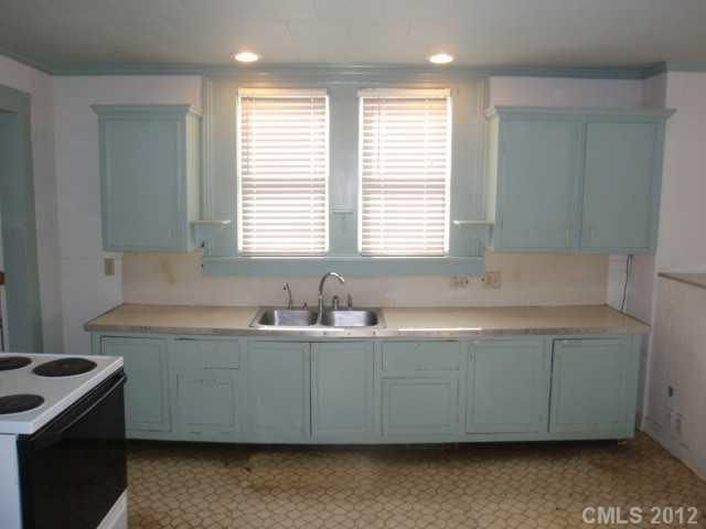 2004 Roscoe Howey Rd, Waxhaw, NC 28173
