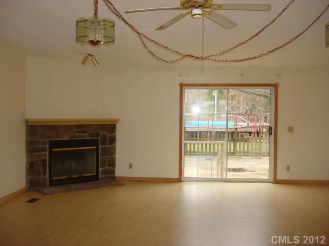 7017 Schronce Rd, Iron Station, NC 28092