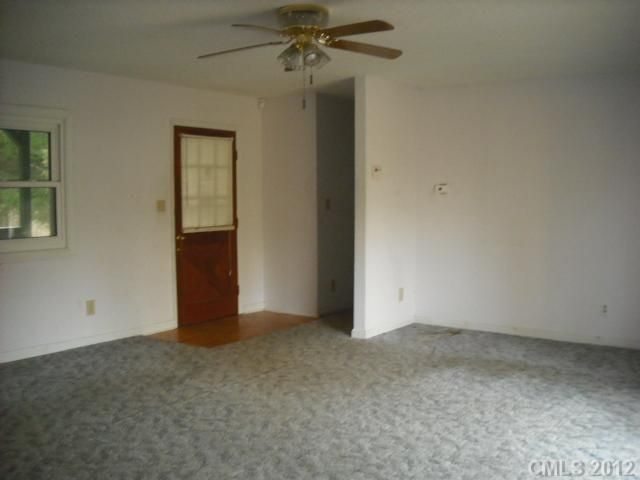 2730 Spreading Oak Ln, York, SC 29745