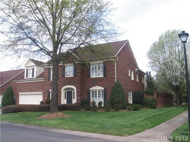 7100 Walton Heath Ln, Charlotte, NC 28277