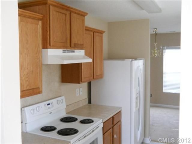 1509 Long Paw Ln, Charlotte, NC 28214