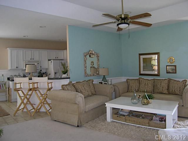 7834 Ridgeview Dr, Sherrills Ford, NC 28673