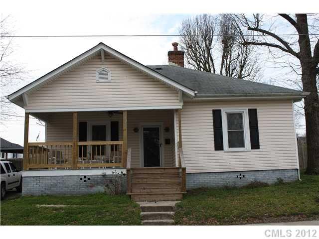 302 4th St, Kannapolis, NC 28083