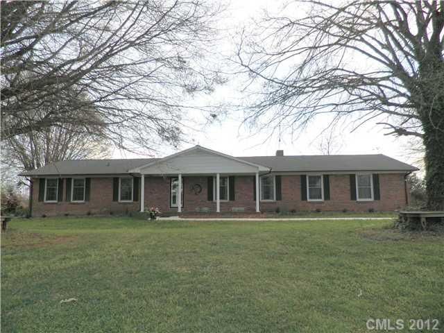 3189 E Maiden Rd, Maiden, NC 28650