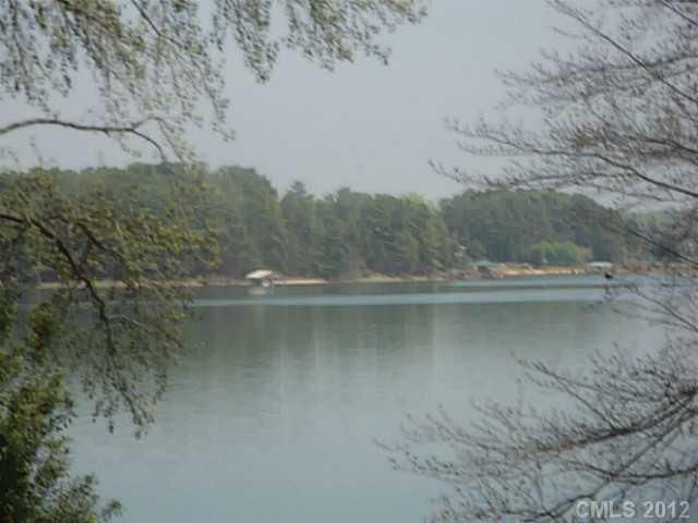 382 Robinson Rd, Mooresville, NC 28117