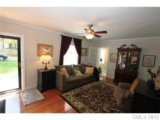 3085 Marlowe Ave, Charlotte, NC 28208