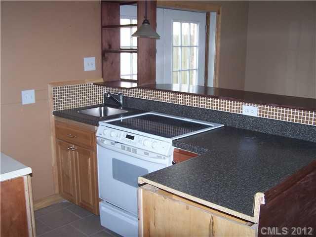 950 Coventry Rd, Kannapolis, NC 28081