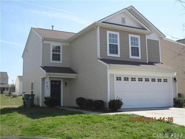 4141 Bathurst Dr, Charlotte, NC 28227