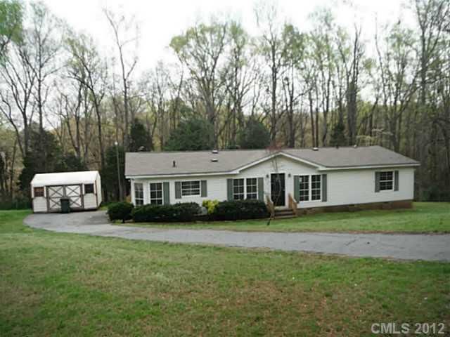 2187 NW Helen Dr, Concord, NC 28027