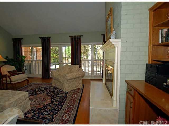 2216 Ashcliff Ln, Charlotte, NC 28270