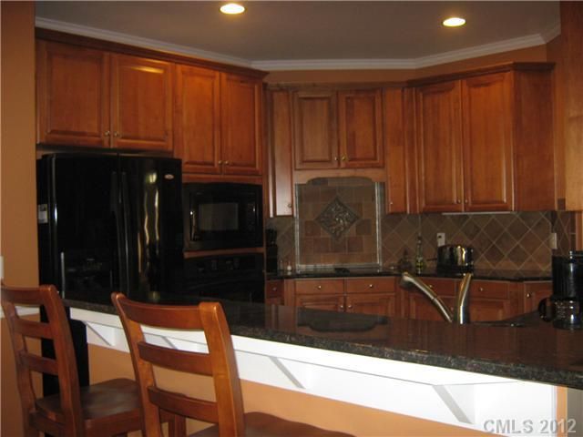 207 Montibello Dr, Mooresville, NC 28117
