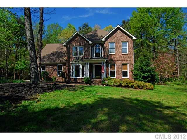 16530 Whispering Oaks Ln, Fort Mill, SC 29708