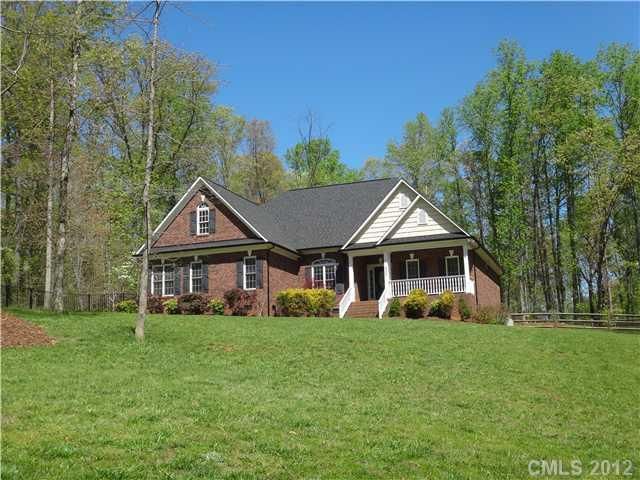 10425 Mt Olive Estates Dr, Mount Pleasant, NC 28124