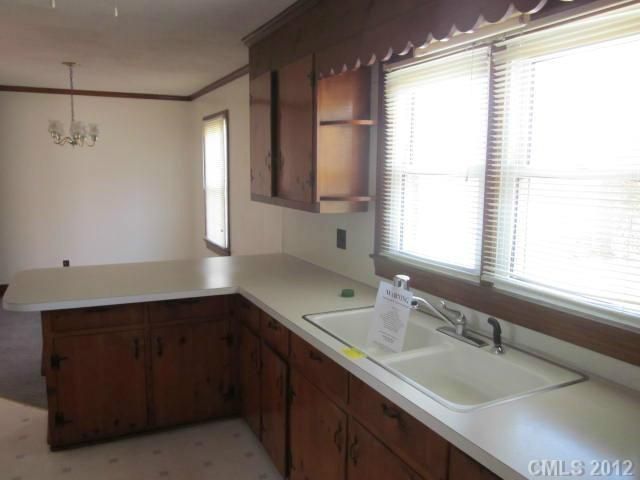 171 NE May St, Concord, NC 28025