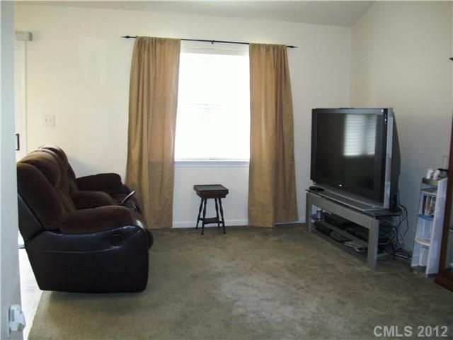 2684 Thistle Brook Dr, Concord, NC 28027
