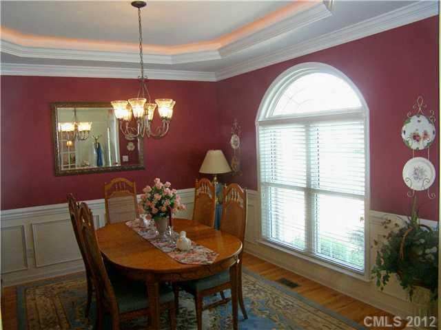 5020 Chestnut Knoll Ln, Charlotte, NC 28269