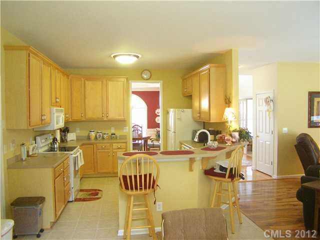 5020 Chestnut Knoll Ln, Charlotte, NC 28269