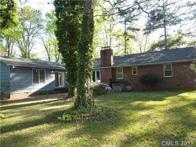 1019 Kingswood Dr, Monroe, NC 28112