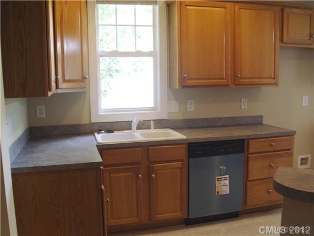 2009 Gable Way Ln #A-1, Matthews, NC 28104