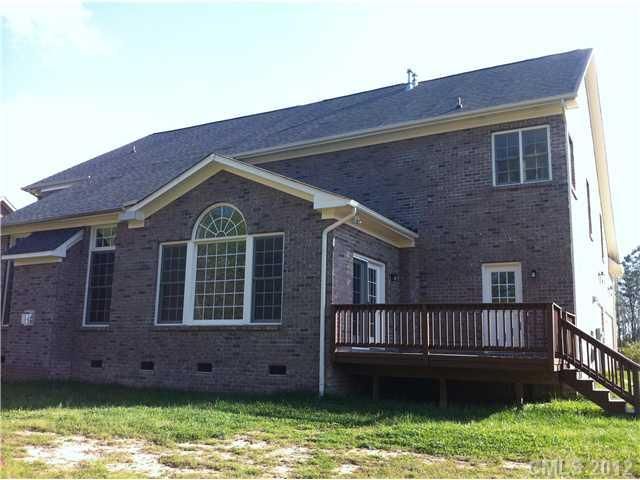 2023 Weddington Lake Dr, Matthews, NC 28104
